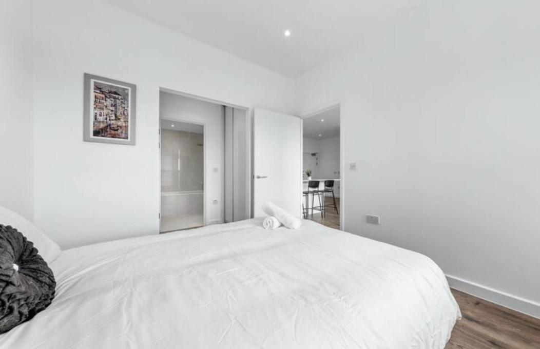 Delta 2 Bedroom Flat In London Dp102 Croydon Luaran gambar